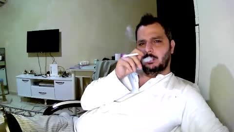 Snapshot of coldskull15 chatting on February 9, 10:43 pm coldskull15 online show from February 9, 10:43 pm