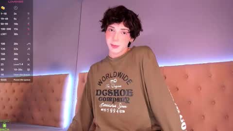 COLE online show from October 25, 8:53 pm