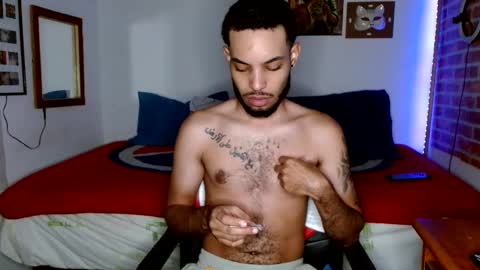Snapshot of colinlatinbrown chatting on January 28, 9:30 am IG online show from January 28, 9:30 am