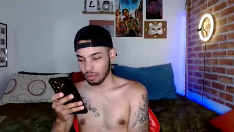 Snapshot of colinlatinbrown chatting on March 9, 4:22 pm IG online show from March 9, 4:22 pm