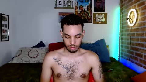 Snapshot of colinlatinbrown chatting on March 7, 9:38 pm IG online show from March 7, 9:38 pm