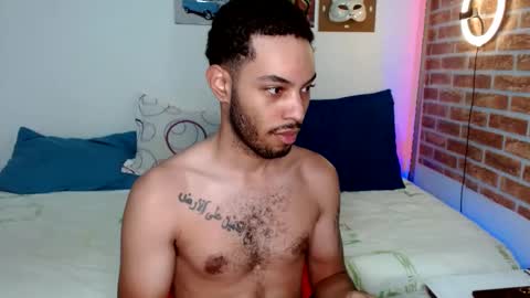 Snapshot of colinlatinbrown chatting on February 7, 11:45 am IG online show from February 7, 11:45 am