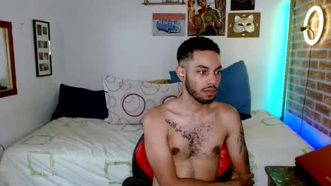 Snapshot of colinlatinbrown chatting on February 26, 3:10 pm IG online show from February 26, 3:10 pm
