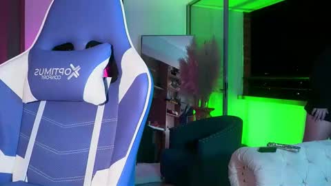 javier online show from October 1, 3:49 am