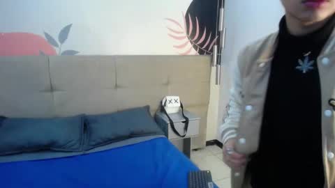 Snapshot of collinstone chatting on March 7, 9:06 pm collinstone online show from March 7, 9:06 pm