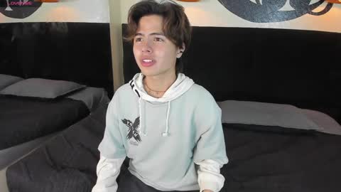 Snapshot of collinstone chatting on February 6, 8:34 pm collinstone online show from February 6, 8:34 pm