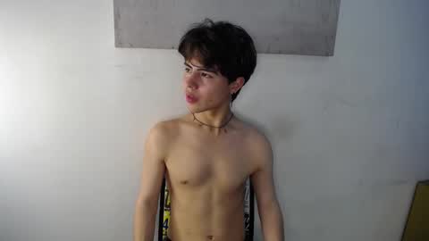 Snapshot of collinstone chatting on February 25, 8:32 pm collinstone online show from February 25, 8:32 pm