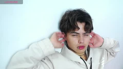 Snapshot of collinstone chatting on February 21, 7:43 pm collinstone online show from February 21, 7:43 pm