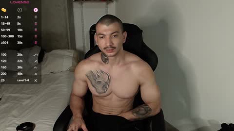 colombianmuscle8 online show from February 4, 3:00 am