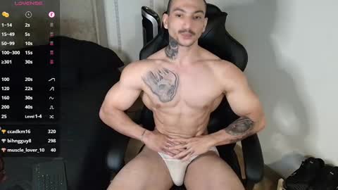 colombianmuscle8 online show from February 19, 5:16 am