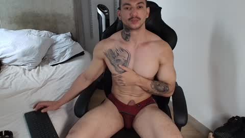 colombianmuscle8 online show from February 5, 6:26 pm