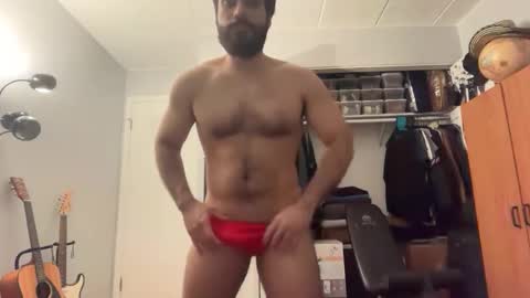 colombianstud94 online show from May 5, 11:27 am