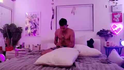 colorcanela3 online show from September 30, 11:59 pm