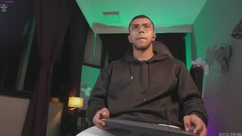 colstorw_ online show from January 19, 9:52 am