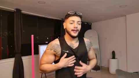 Jhoan online show from October 13, 2:13 am