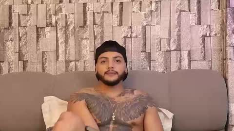 Jhoan online show from October 2, 2:32 am