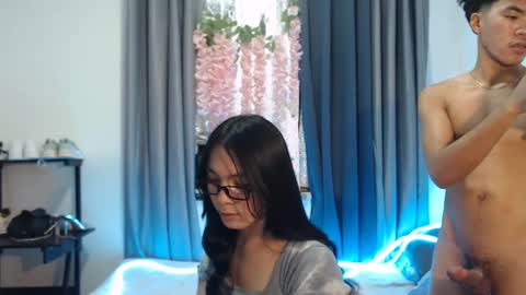 Snapshot of come_wet_me chatting on March 11, 12:06 pm come_wet_me online show from March 11, 12:06 pm