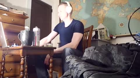 comecontrol online show from March 4, 5:42 am