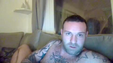 comesee10 online show from February 12, 10:48 pm