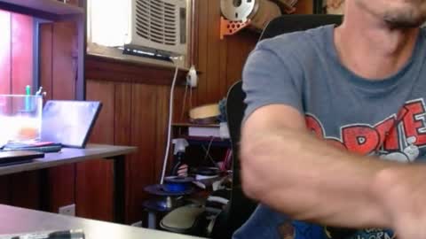 Snapshot of comic_king27 chatting on September 20, 9:18 pm Nelson or ComicKing and sometime Peachy143 online show from September 20, 9:18 pm