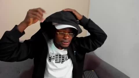 COMPTON online show from October 2, 3:00 pm