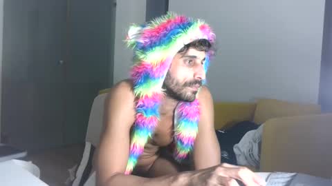 confetti3571037 online show from February 11, 1:41 am