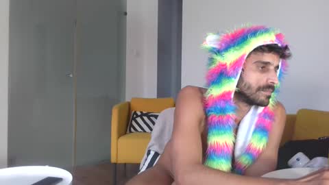 confetti3571037 online show from February 11, 4:44 am