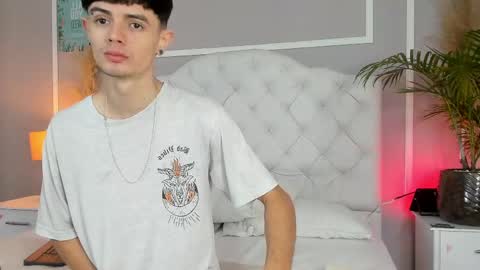 connor_and_angel online show from February 28, 1:36 pm