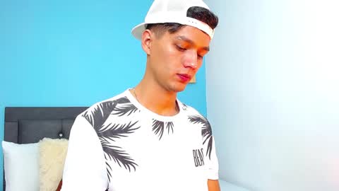 Connor online show from February 1, 6:51 pm