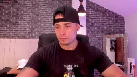 Connor Smith online show from March 5, 3:32 pm