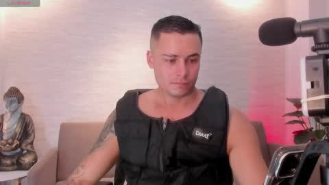 Connor Smith online show from April 10, 10:58 pm