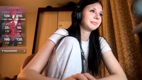 Isabella online show from November 26, 7:10 pm