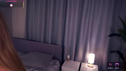 Hello im Sofia Welcme to my room .More hugs and kiss for you online show from October 14, 7:22 am