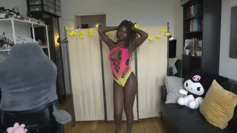 Snapshot of conymegan chatting on October 21, 1:38 pm Carola independent model online show from October 21, 1:38 pm