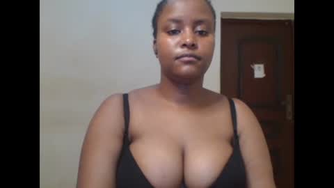 Snapshot of cookieass_ chatting on December 30, 1:37 am cookieass_ online show from December 30, 1:37 am