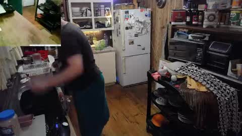 Cookie - I do cooking streams occasionally. Next stream  online show from April 15, 4:43 pm