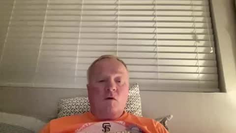 cookoosnest online show from March 31, 7:09 am