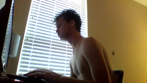 cooldude122222 online show from February 27, 8:31 pm