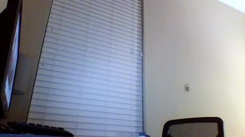 cooldude122222 online show from February 28, 3:15 am