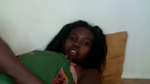 coquine_lara online show from April 29, 9:47 am