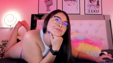 Cora  online show from February 28, 3:59 am