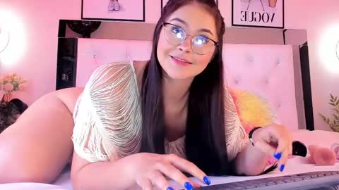 Cora  online show from February 19, 3:50 am