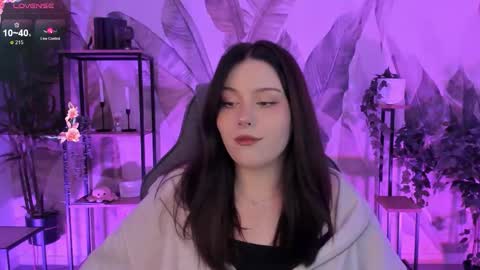 little girl who is always right or Coraline online show from September 19, 5:33 am