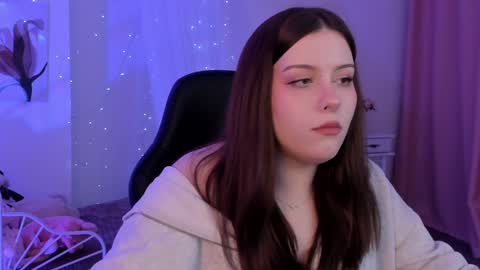 little girl who is always right or Coraline online show from February 6, 11:42 am