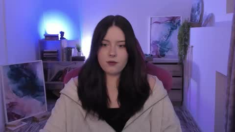 little girl who is always right or Coraline online show from October 29, 5:31 am