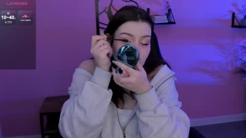 little girl who is always right or Coraline online show from February 17, 5:04 am