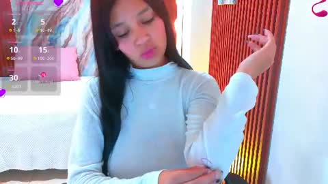 corall_tay1 online show from July 31, 12:06 pm