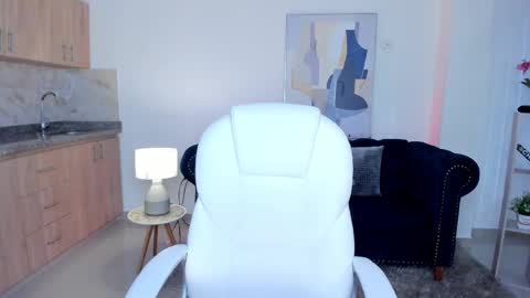 Corina White online show from September 19, 12:31 pm