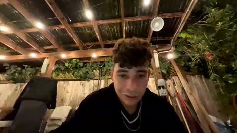 coronelking online show from November 24, 4:22 am