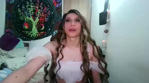 cosmic_crystal online show from January 15, 1:58 am